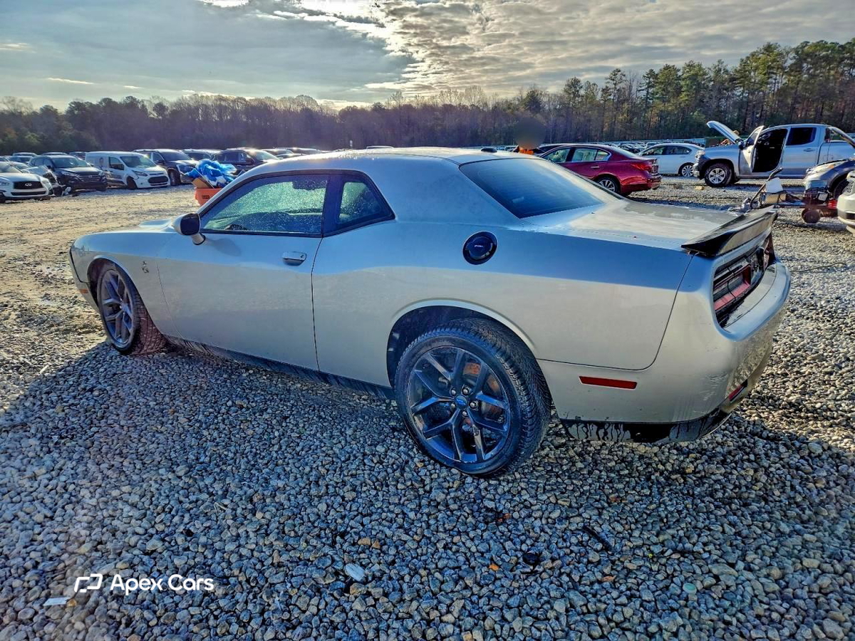 Dodge Challenger 2021