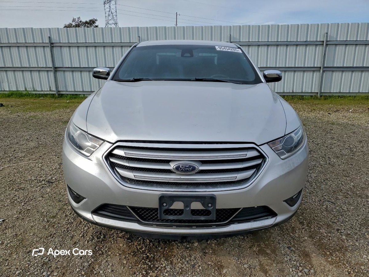 Ford Taurus 2017
