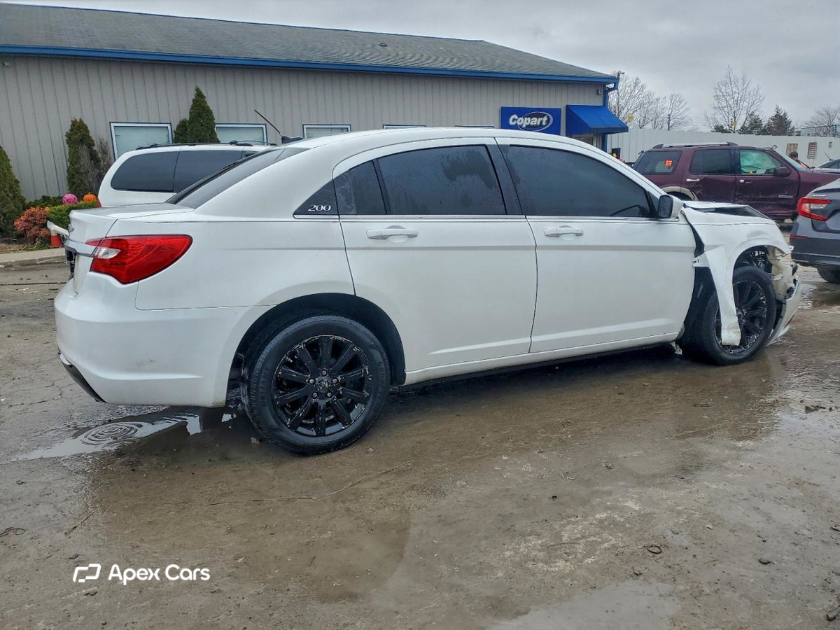 Chrysler 200 2013