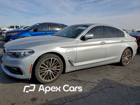 BMW Series 5 2018 - Image 1 of 12