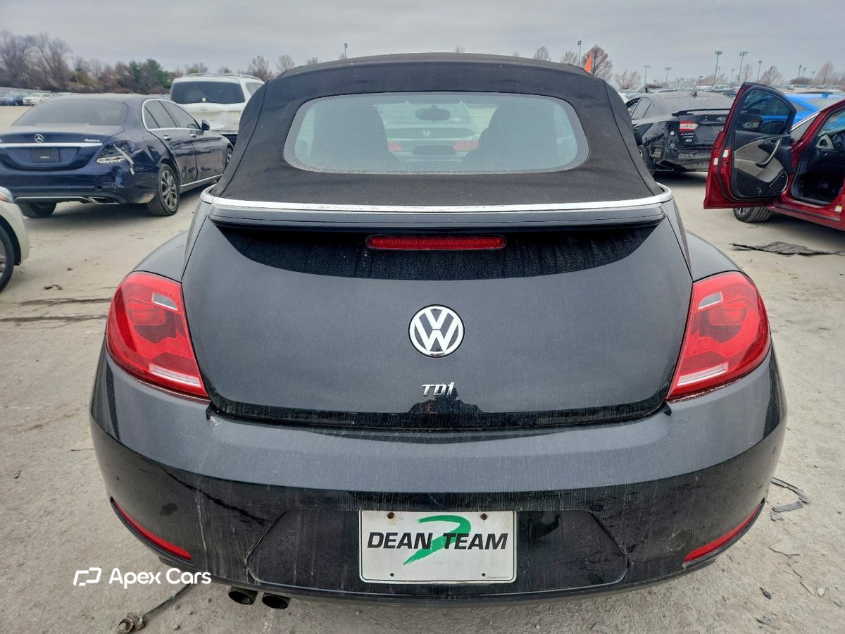 Volkswagen Beetle 2013