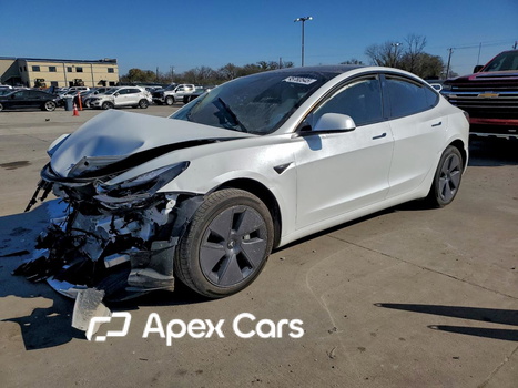 Tesla Model 3 2022 - Image 1 of 13