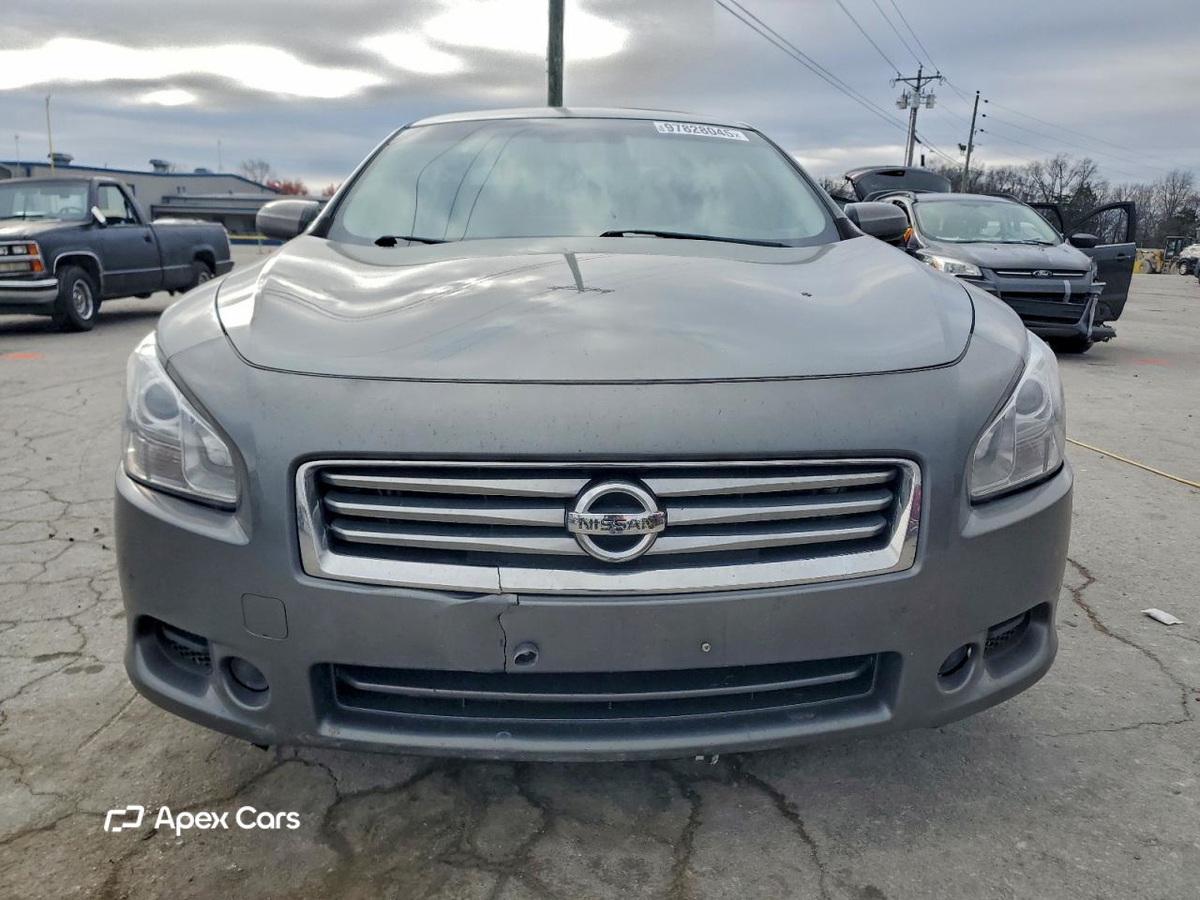 Nissan Maxima 2014