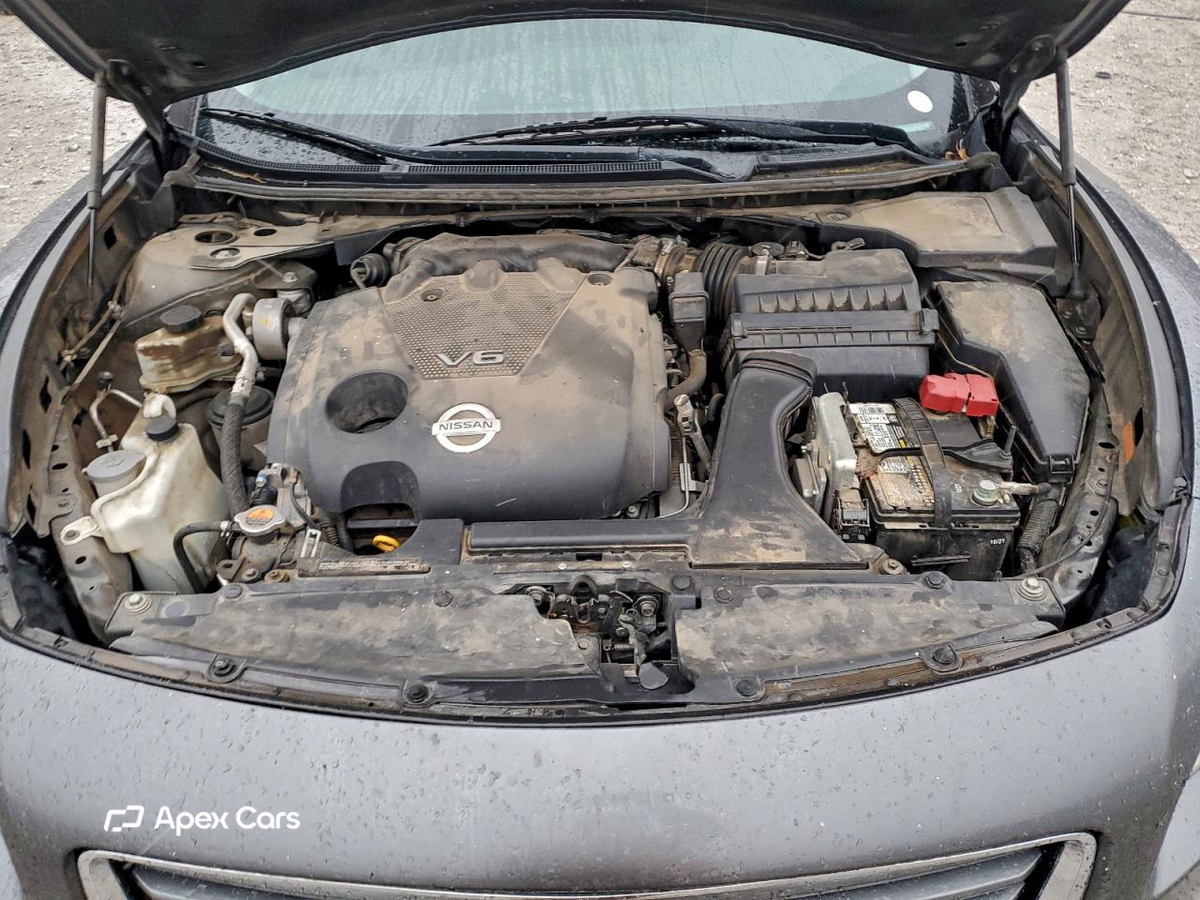 Nissan Maxima 2014