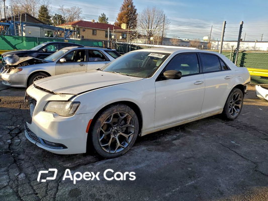 Chrysler 300 2015 - Image 1 of 12