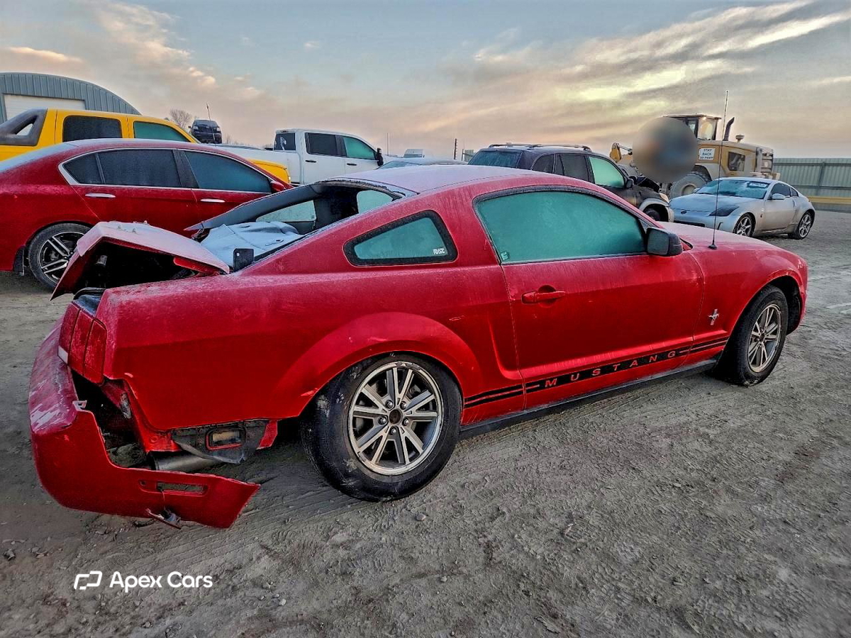 Ford Mustang 2005