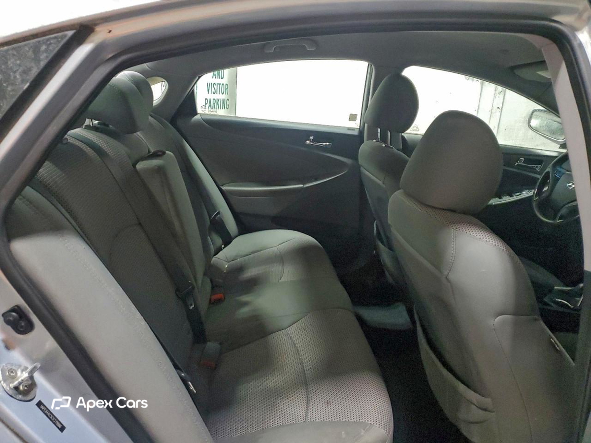 Hyundai Sonata 2012