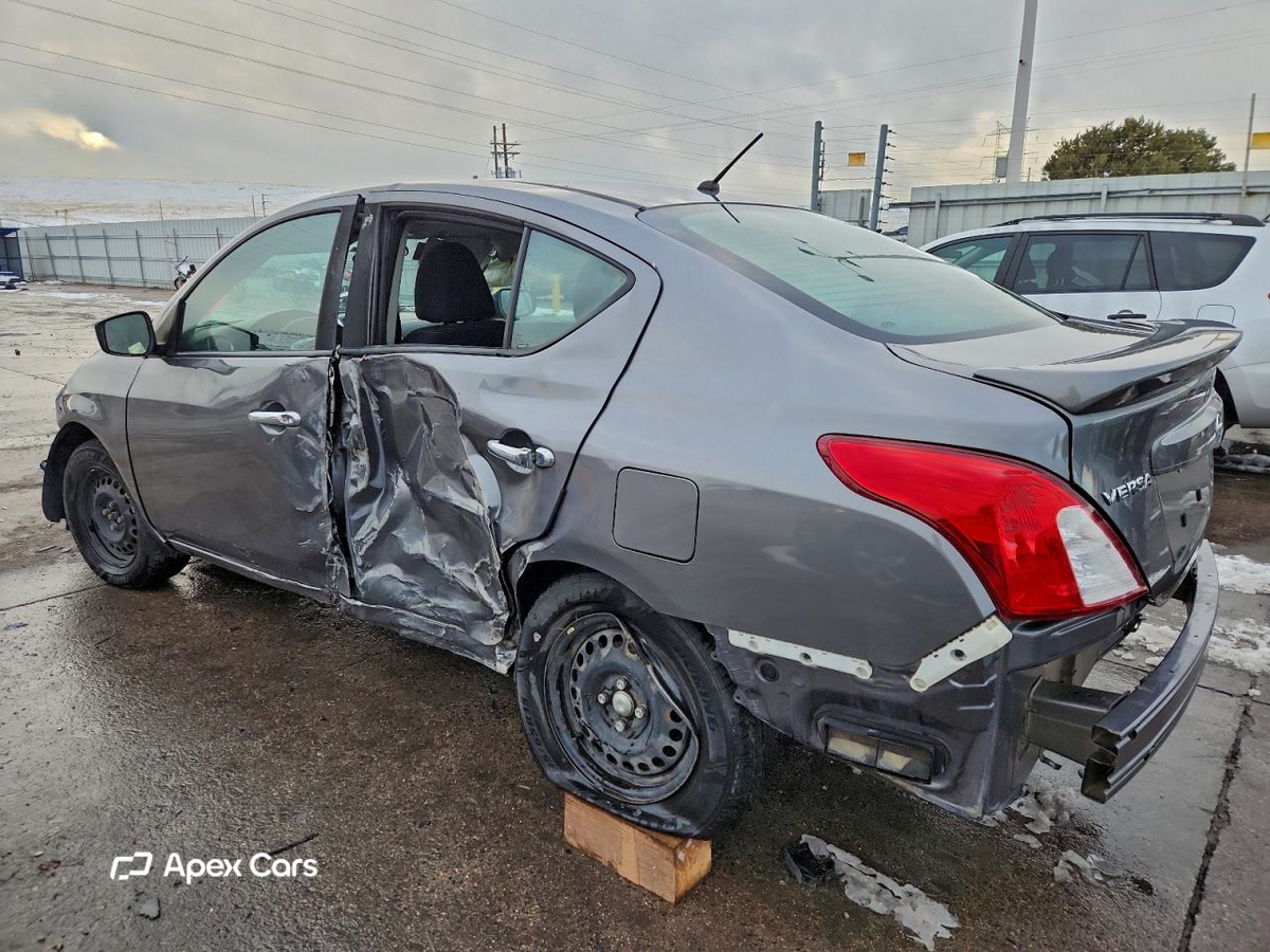 Nissan Versa 2017