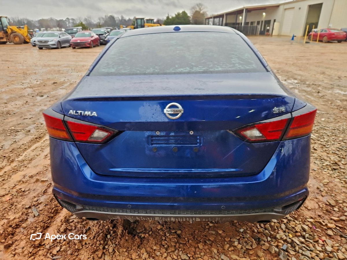Nissan Altima 2020