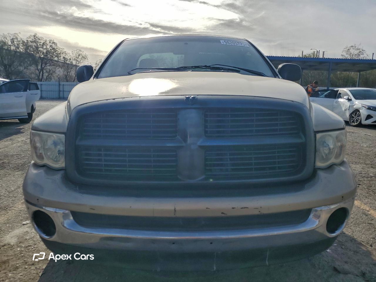 Dodge RAM 2003