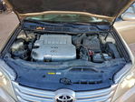 Toyota Avalon 2011