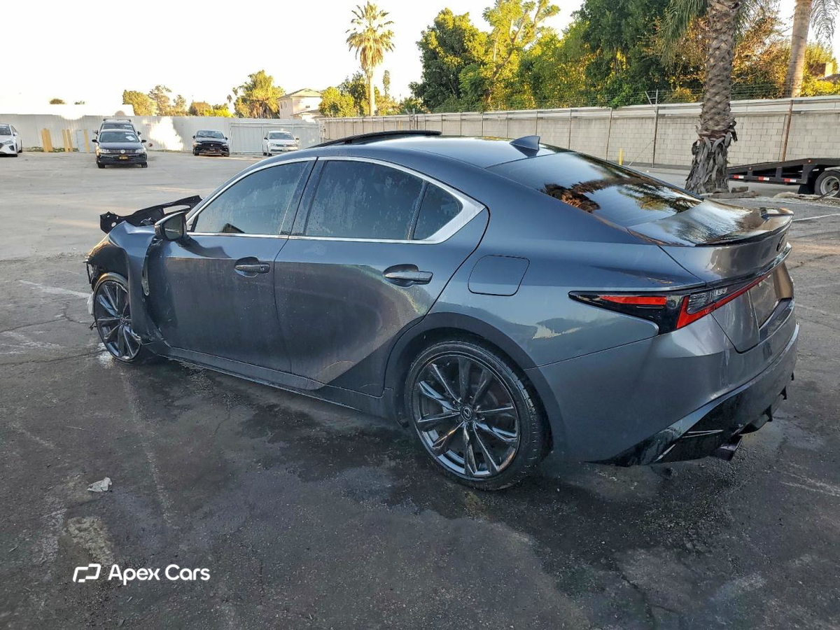 Lexus IS 2023