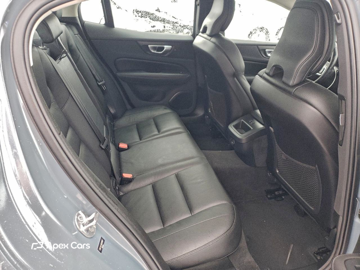 Volvo S60 2024