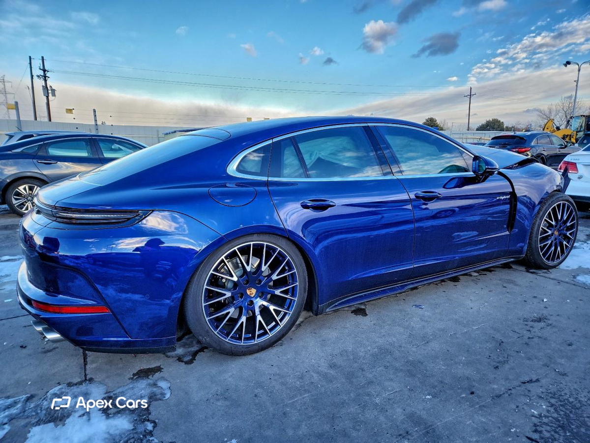 Porsche Panamera 2025