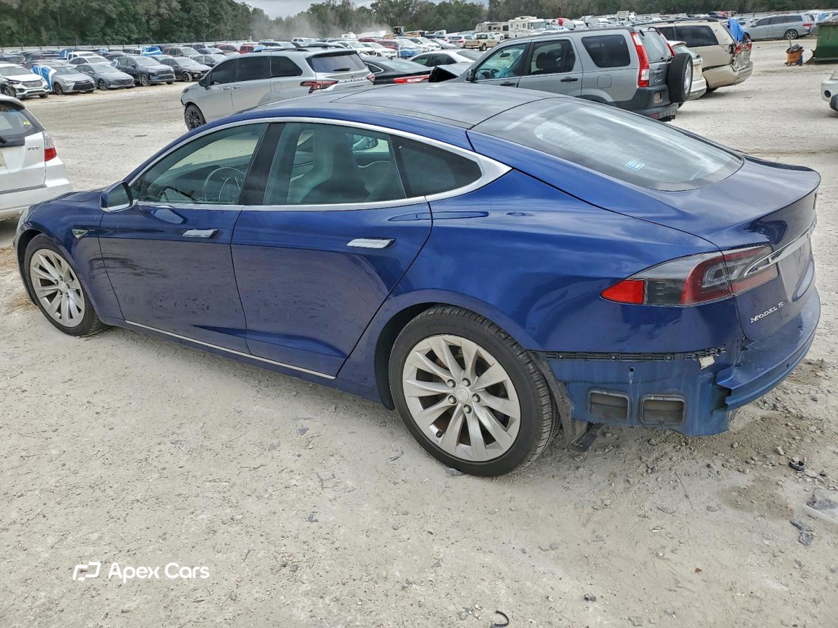 Tesla Model S 2016