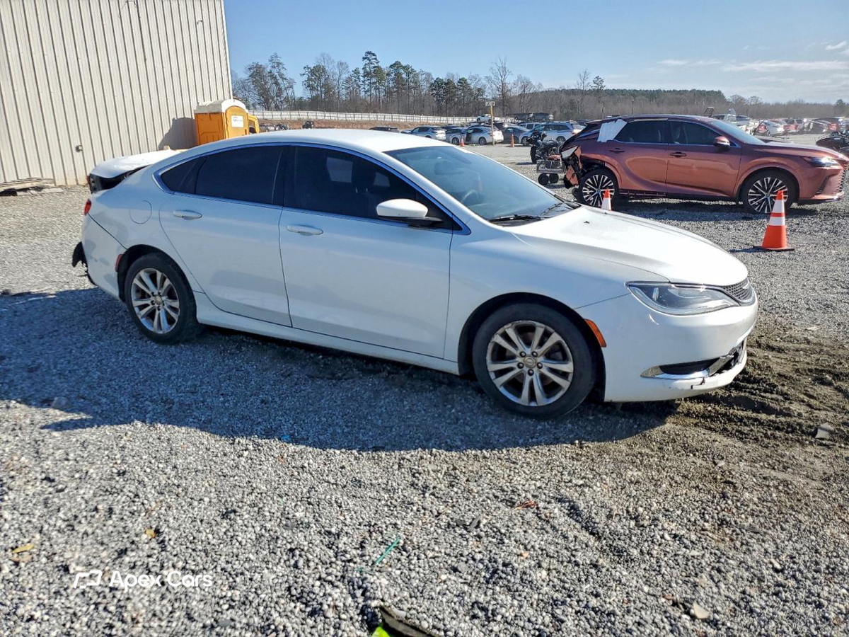 Chrysler 200 2015