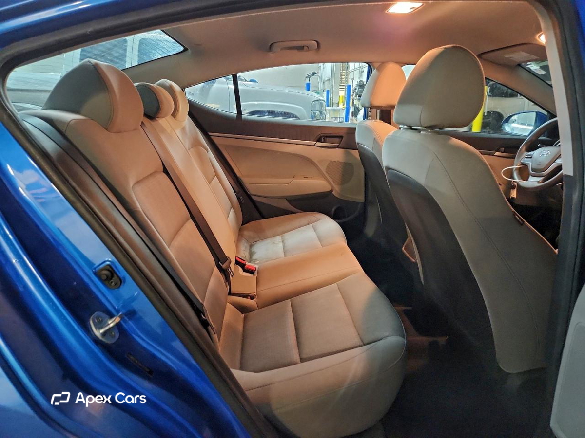 Hyundai Elantra 2017