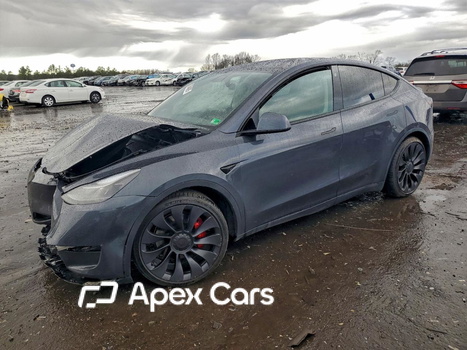 Tesla Model Y 2022 - Image 1 of 13
