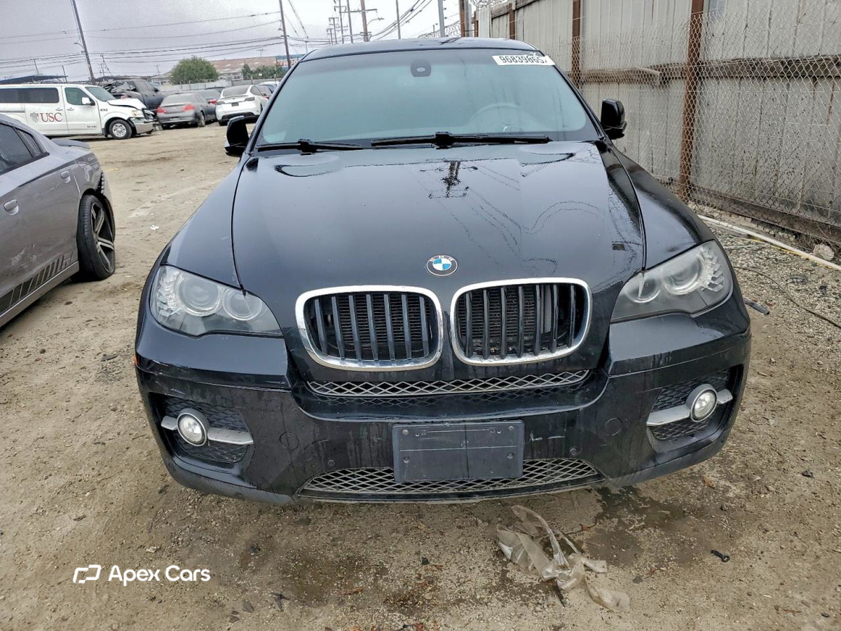 BMW X6 2012