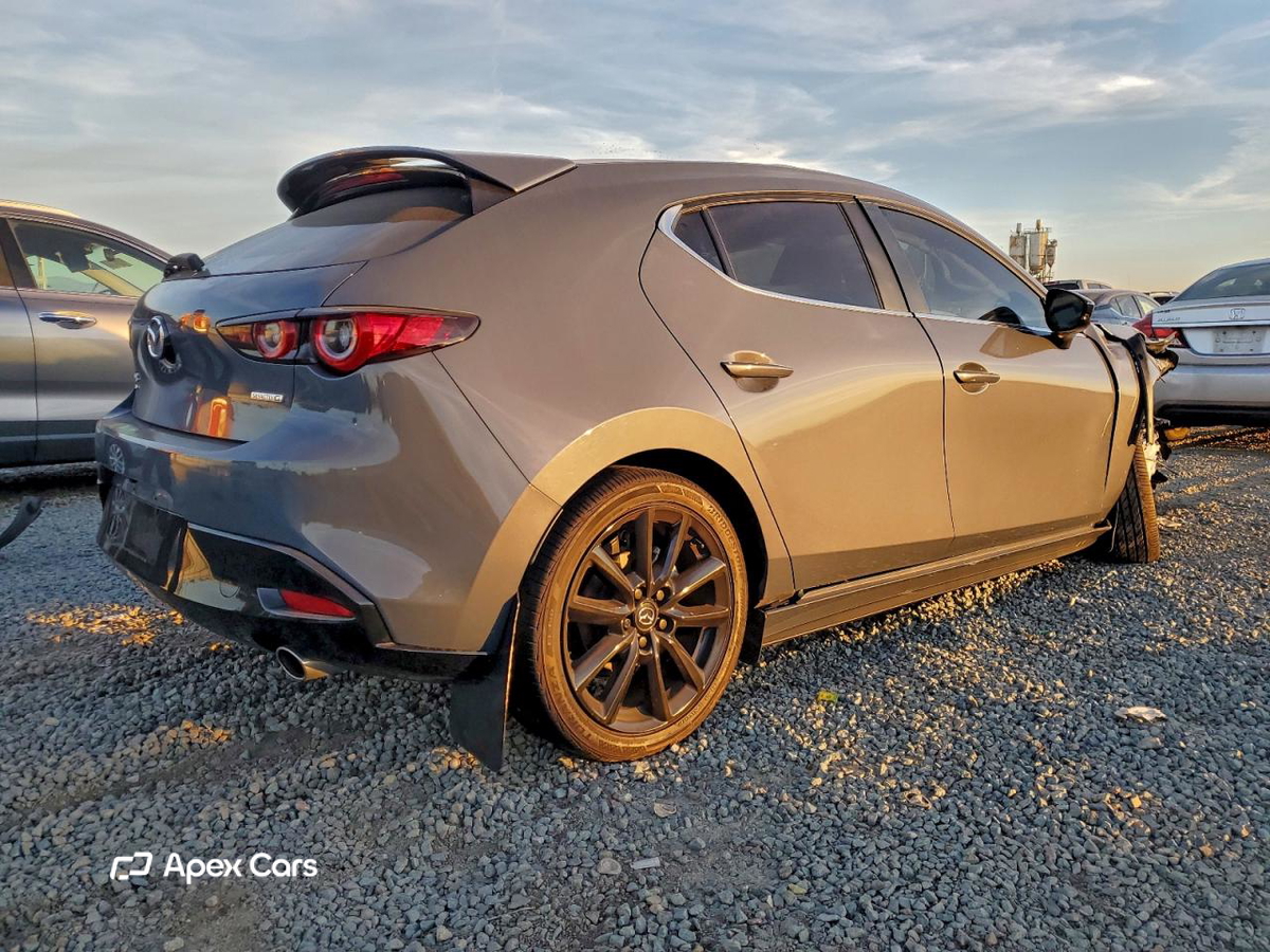 Mazda 3 2025