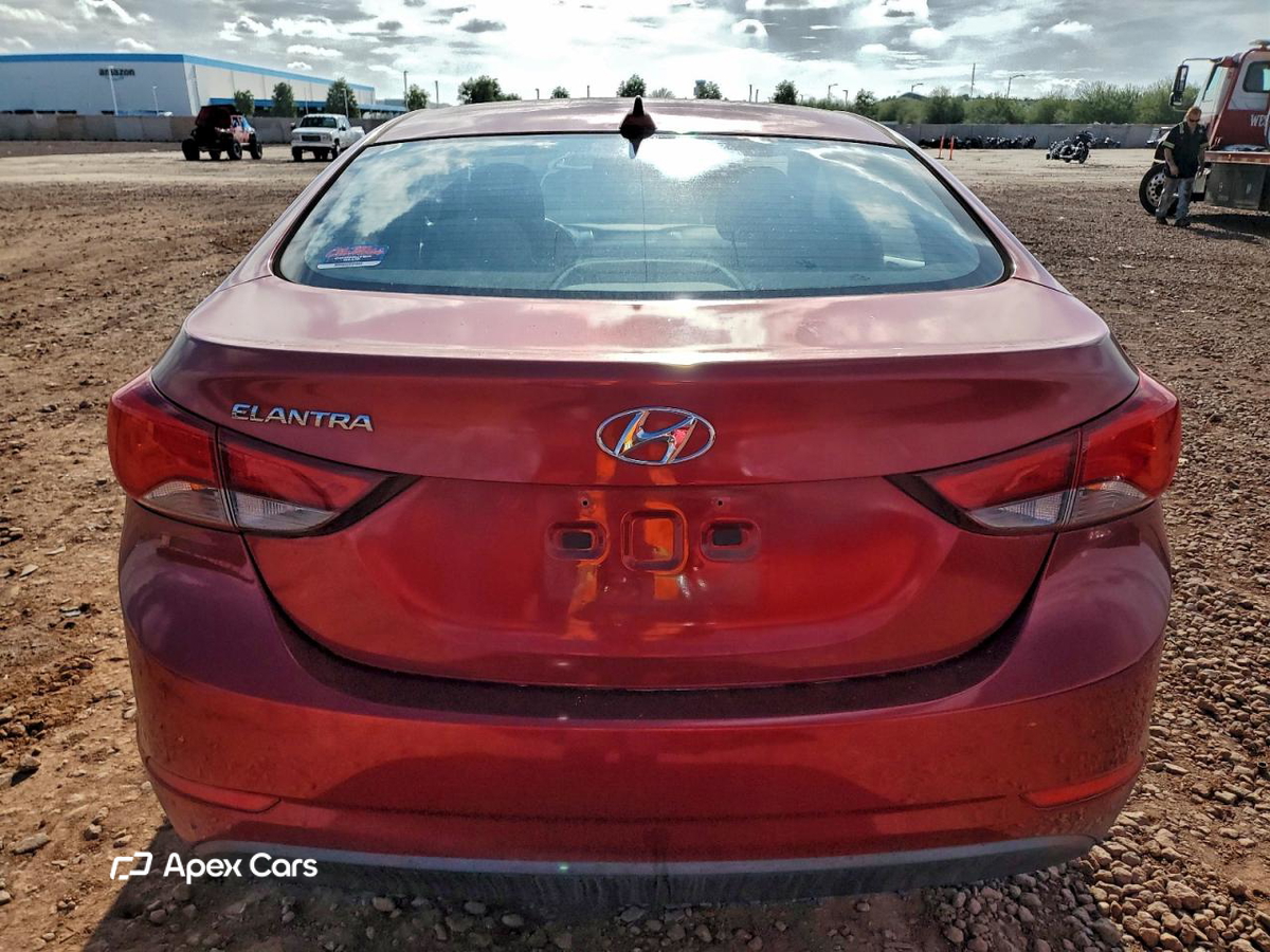 Hyundai Elantra 2016