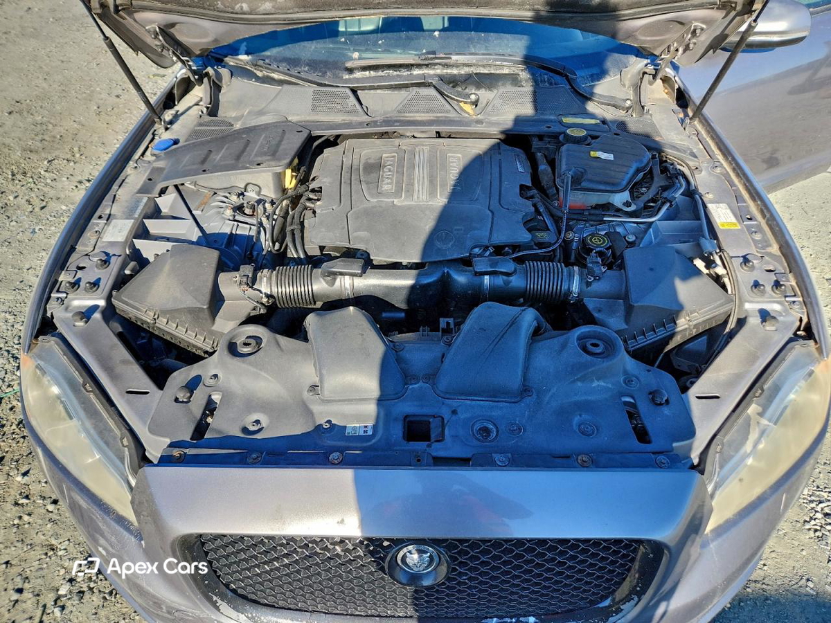 Jaguar XJ 2012