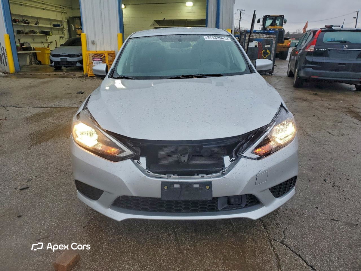 Nissan Sentra 2019