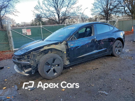 Tesla Model 3 2022 - Image 1 of 13