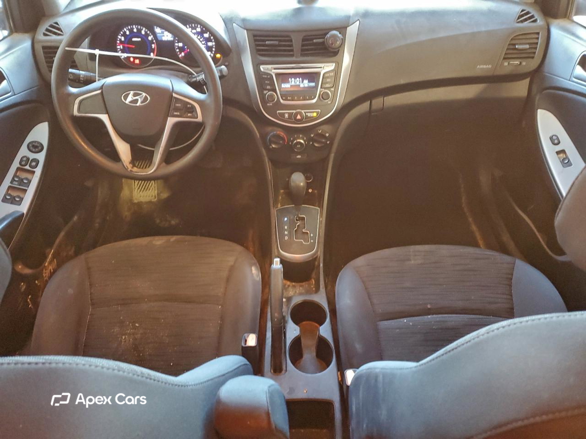 Hyundai Accent 2015