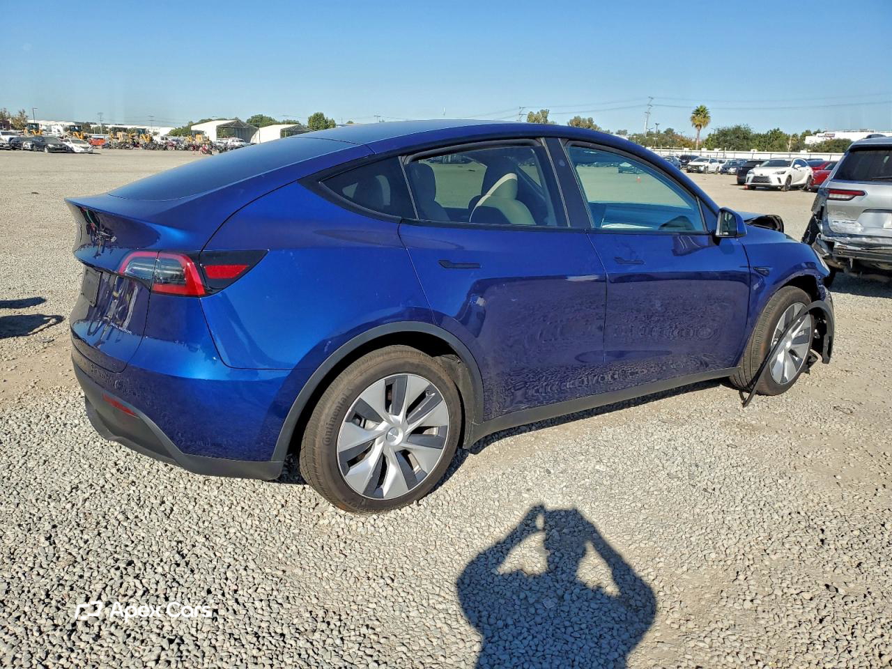Tesla Model Y 2024
