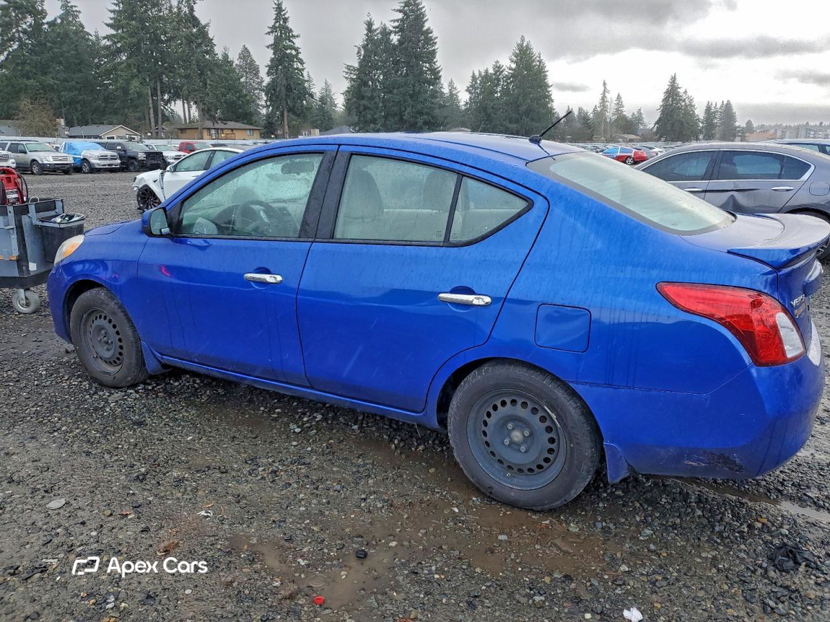 Nissan Versa 2014