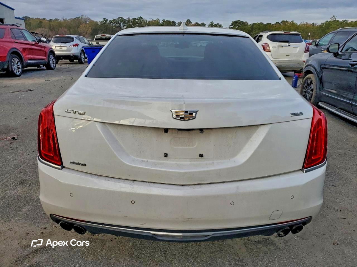 Cadillac CT6 2016