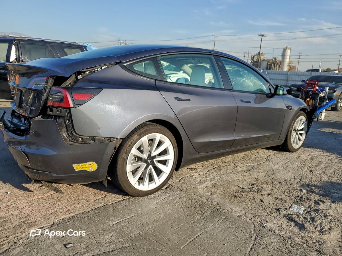 Tesla Model 3 2022