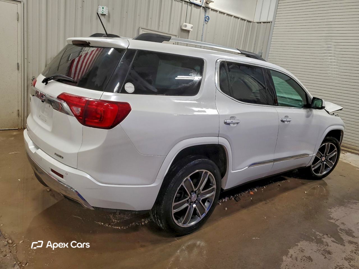 GMC Acadia 2017
