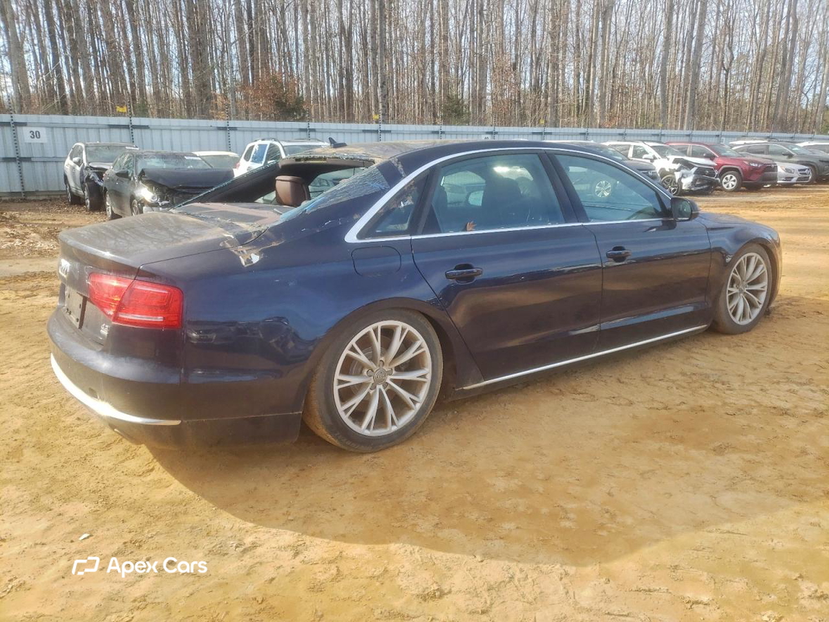 Audi A8 2011