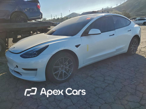 Tesla Model 3 2023 - Image 1 of 12