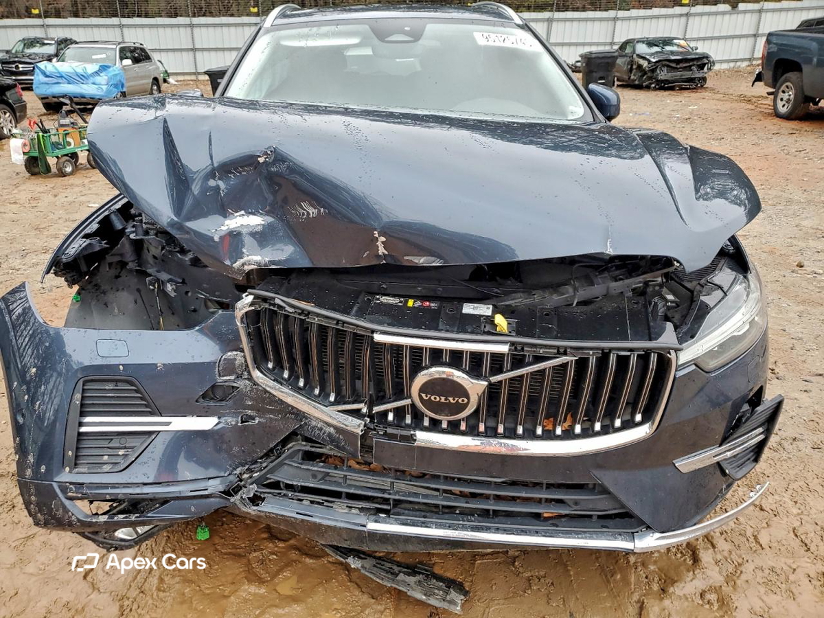 Volvo XC60 2022