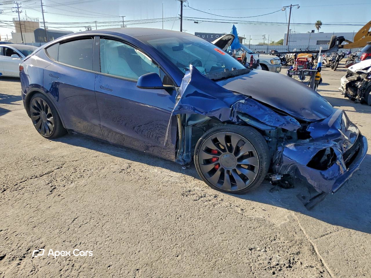 Tesla Model Y 2022