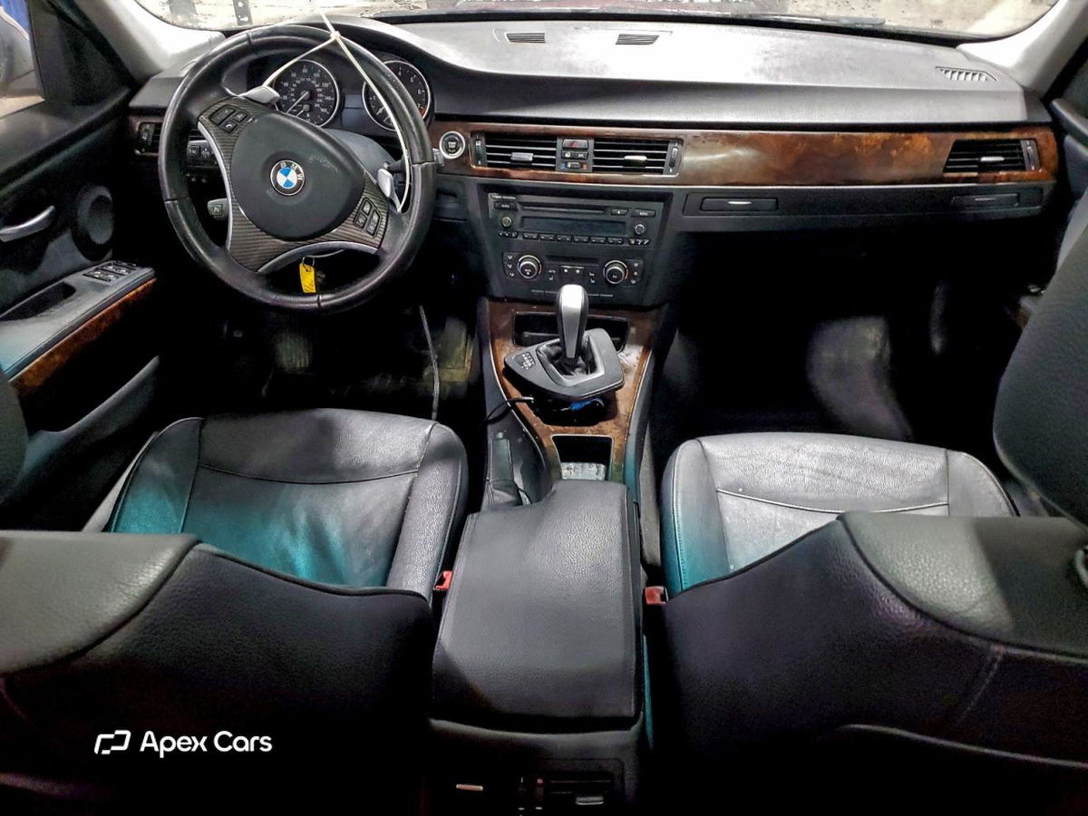 BMW Series 3 2010