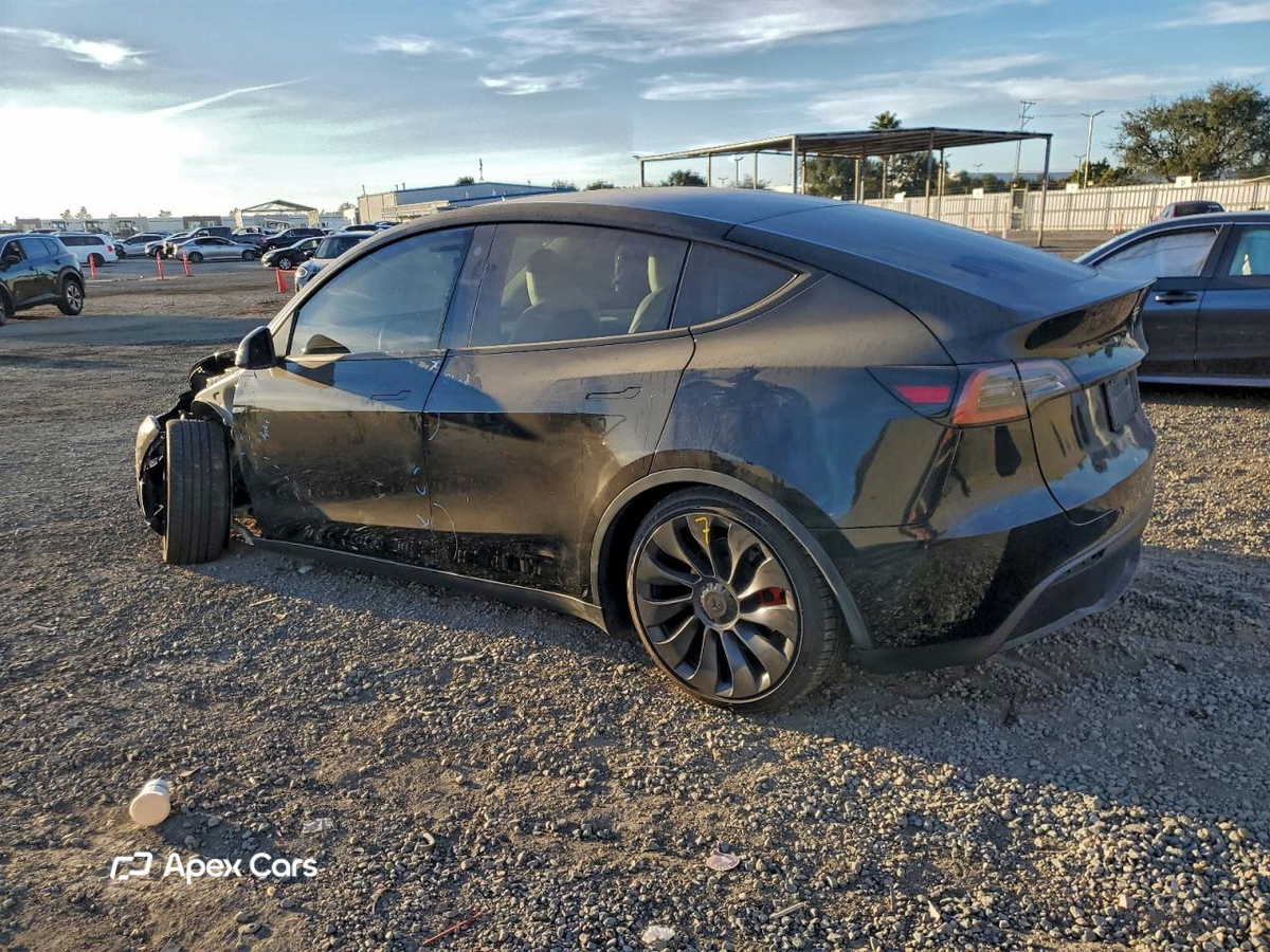 Tesla Model Y 2023