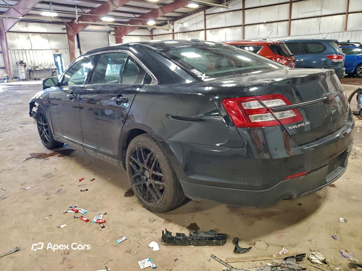 Ford Taurus 2015