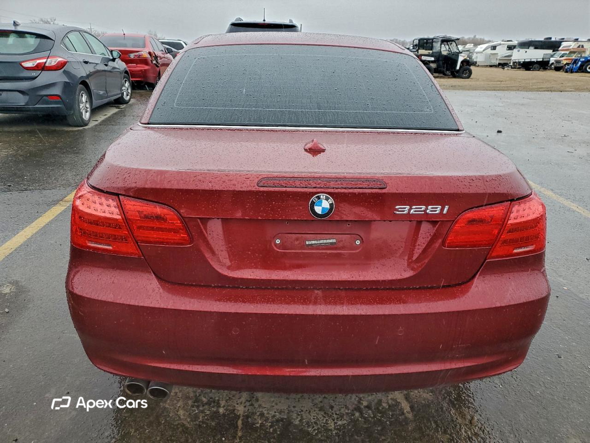 BMW Series 3 2011