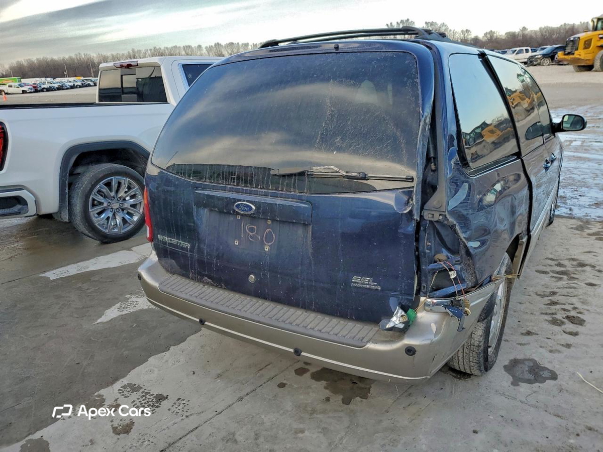 Ford Windstar 2003