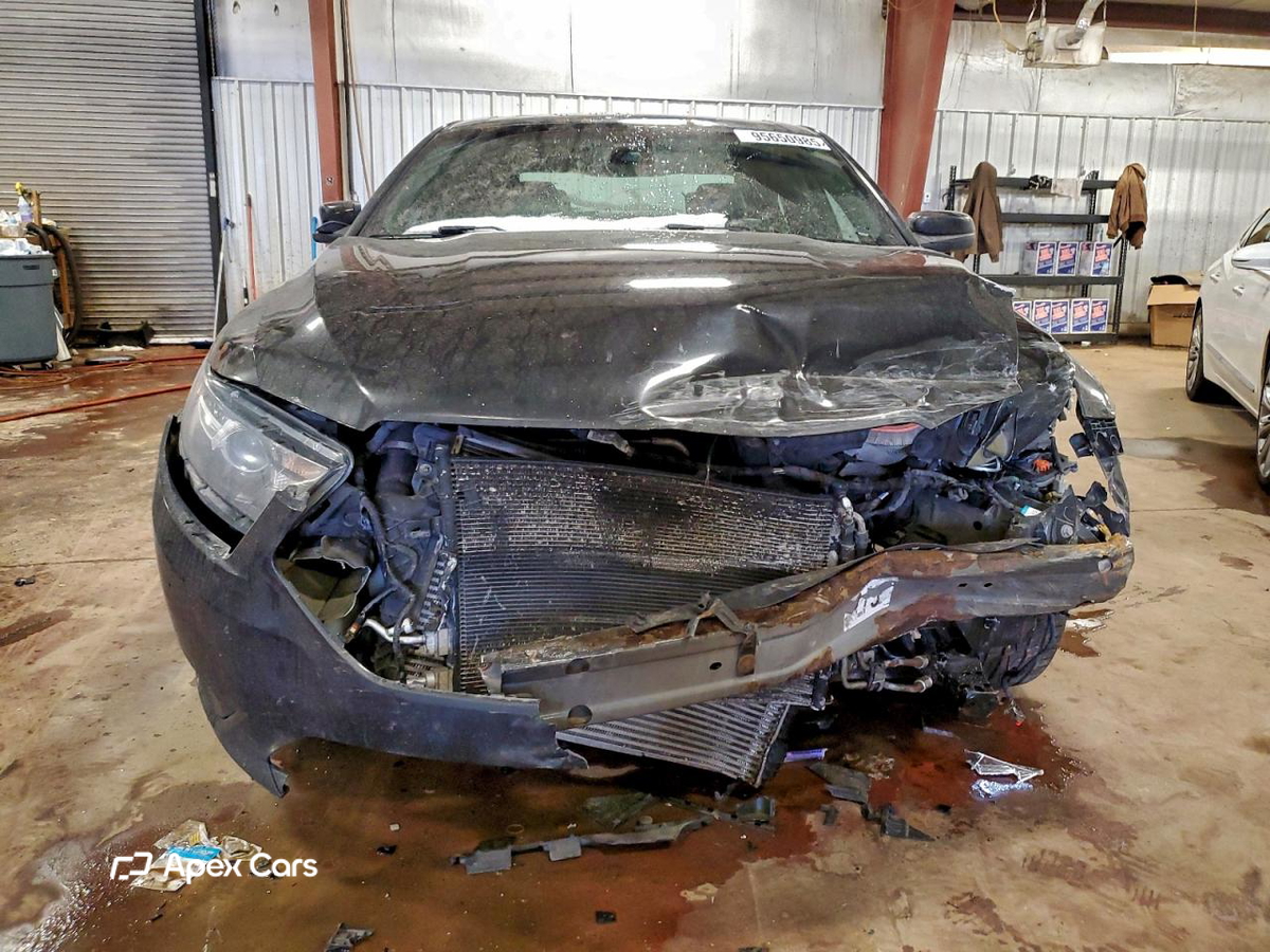 Ford Taurus 2015