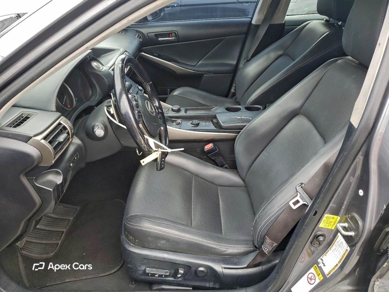 Lexus IS 2015