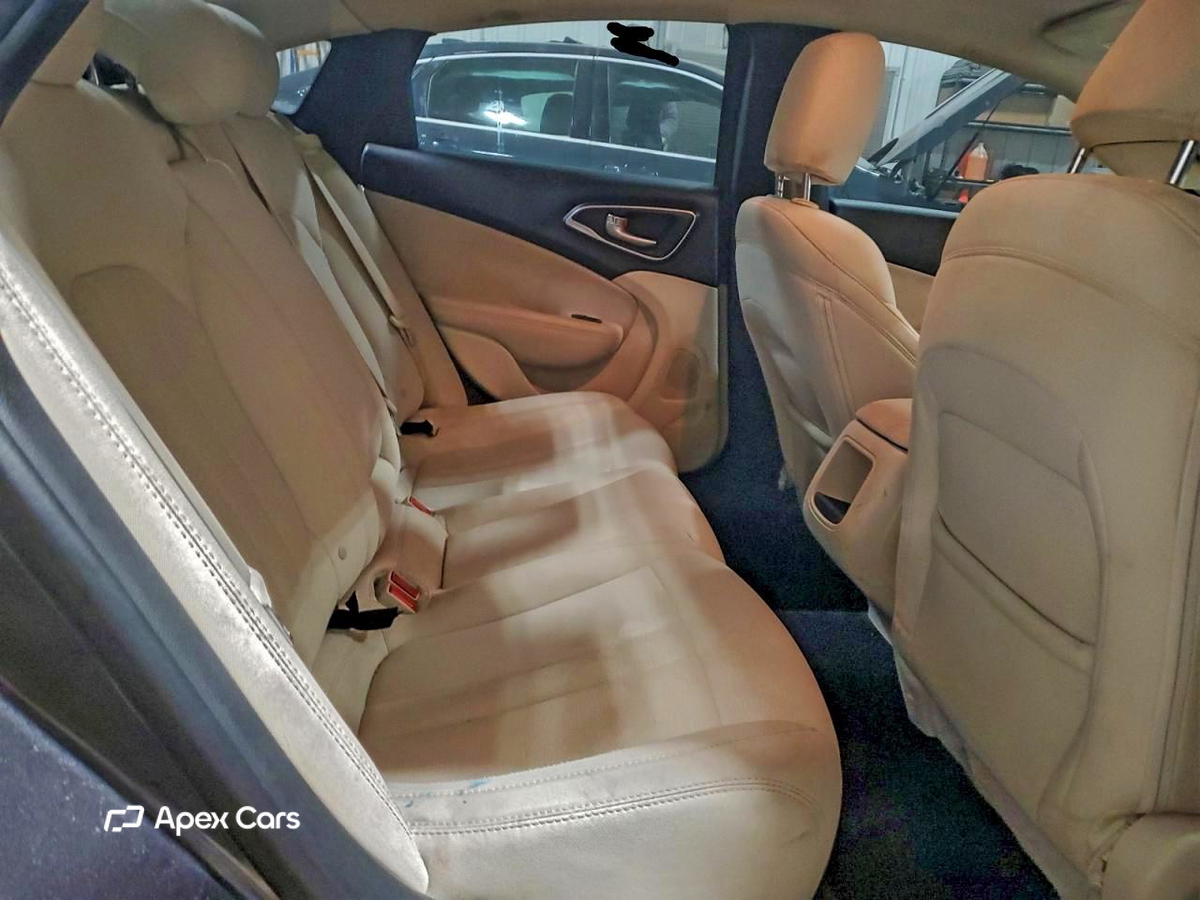 Chrysler 200 2015