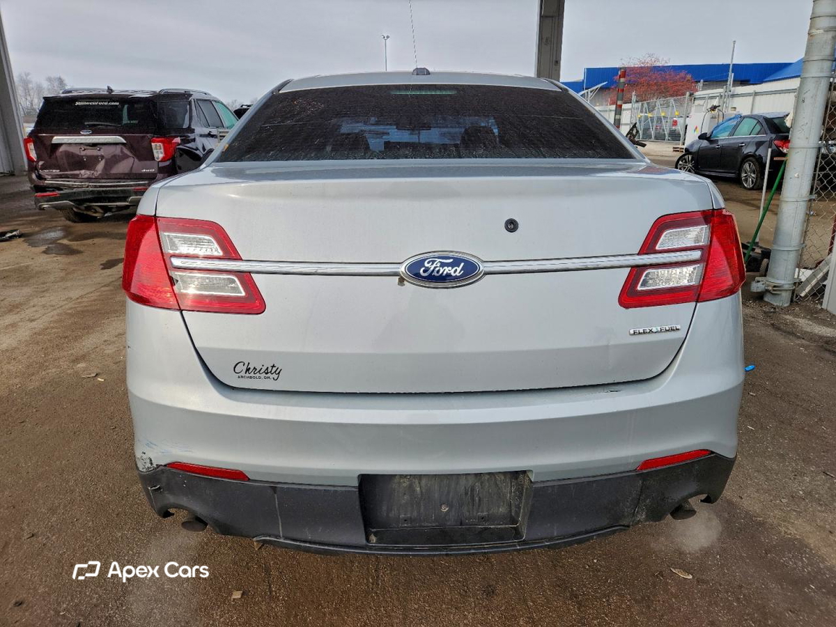 Ford Taurus 2015