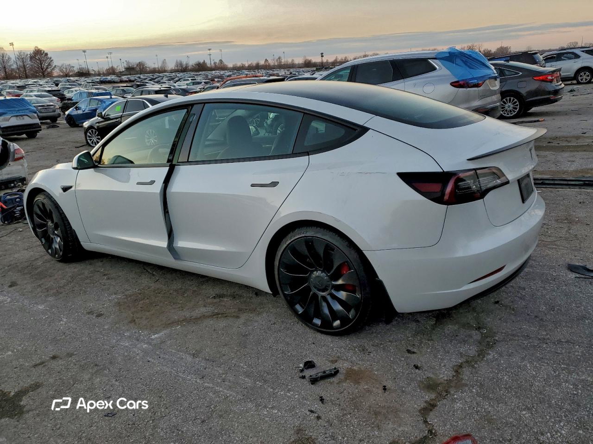 Tesla Model 3 2022