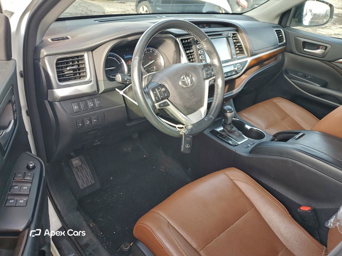 Toyota Highlander 2017