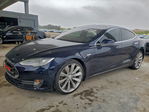 Tesla Model S 2014
